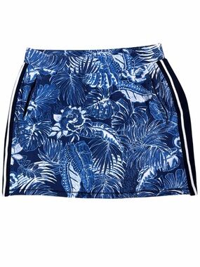 Talbots Blue and White Floral Print Skorts. EC. Size medium